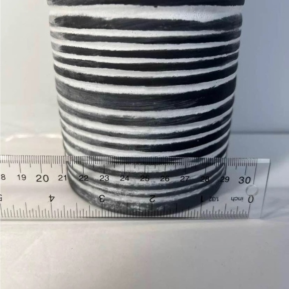 Black And White Striped Vase 10” Contemporary Look - Picture 2 of 8